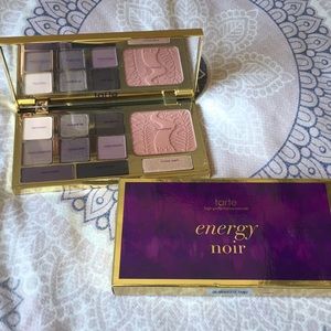 Tarte Energy Noir clay palette